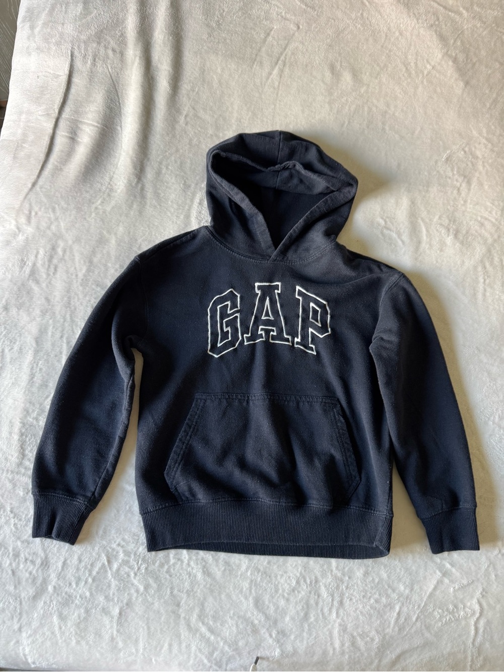 Kids sweater neckline identification